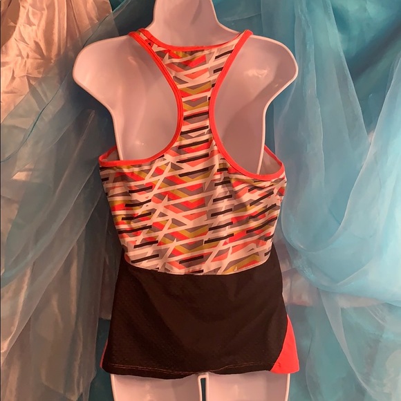 Fabletics workout top - Picture 3 of 3